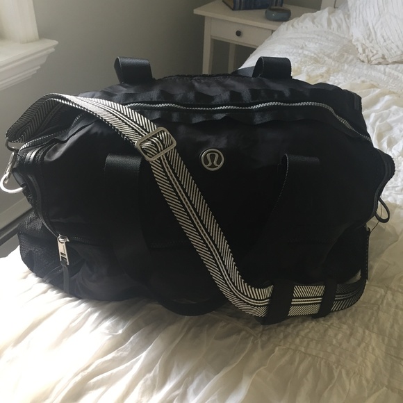 lululemon athletica Accessories - !!!SOLD!!!! Lululemon Weekend Warrior duffel